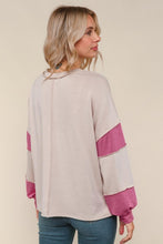 Load image into Gallery viewer, Taupe and Magenta Color Block Top
