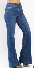 Load image into Gallery viewer, Judy Blue High Waisted Faire Wide Hem Jeans
