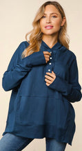 Load image into Gallery viewer, Teal Snap Button Pullover
