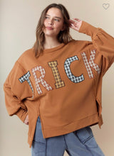 Load image into Gallery viewer, Trick Plaid Patches Detail Oversized Sweatshirt
