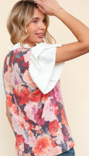 Load image into Gallery viewer, Color Block Top with Ruffle Sleeves
