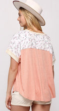 Load image into Gallery viewer, Solid and Floral Print Top
