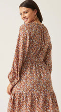 Load image into Gallery viewer, Floral Print Dress
