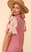 Load image into Gallery viewer, Mauve and Floral Chiffon Flutter Sleeve Top
