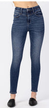 Load image into Gallery viewer, Judy Blue Front Yoke Skinny Jeans
